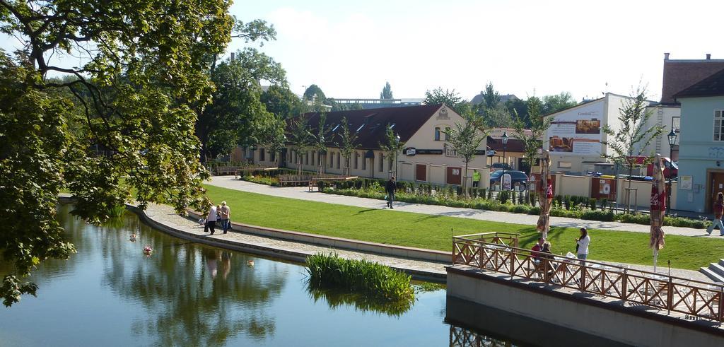 Hotel Green Gondola Pilzno Zewnętrze zdjęcie